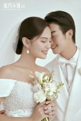 -苏菲亚婚纱摄影