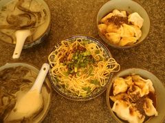 -春阳水饺(香槟广场店)