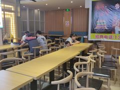 大堂-美人万三·蚝大人生蚝小馆(昌里路店)