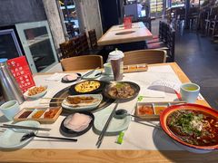 -猪啊牛呀羊啊铜盘烤肉(正大广场店)