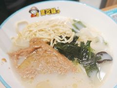 -灵芝妹子海鲜米线(凯德和平广场店)