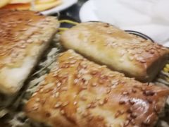 -洞庭洲·防空洞火锅·铜锅涮肉·烧烤(新百广场店)