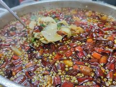 -余家庄肥肠鱼地方汤锅(银杏大道店)