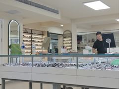-潘多拉眼镜·蔡司依视路明月(潘家园店)