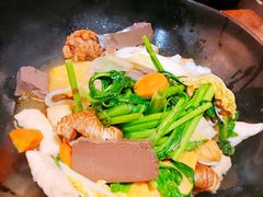 -万记麻辣烫国展总店
