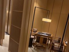 -鱼鲜饭香·招牌汽锅剁椒鱼头王