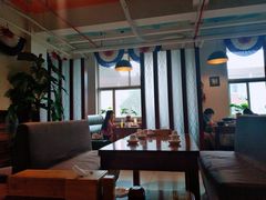 靠窗位-第二外国语学院-韩国餐厅(朝阳路店)