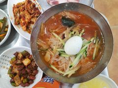 -牛信亭韩国料理·炭火烤肉(紫藤路店)