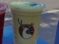 抹茶燕麦拿铁-瑞幸咖啡(青秀区龙光世纪A座店)