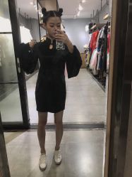 -onlygirl摄影美学馆高端定制(江滩店)