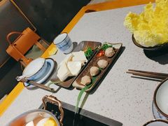 -花眷·私房火锅(花半里万达店)