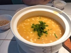 -阿瓦山寨·湘菜现炒·剁椒鱼头王(咸阳总店)