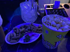 -皇马纯KTV·量贩·聚会(民治店)