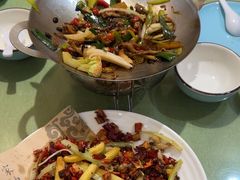 -桃子餐厅·天津菜(王顶堤总店)