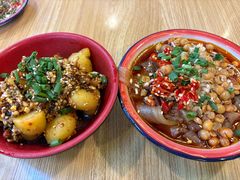 -拐枣巷小串串(财大店)