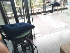 -蜜蜂小象·榴莲千层蛋糕(时代汇11栋店)