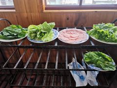 -东巴谷野生菌火锅餐厅
