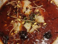 -渝是乎酸菜鱼·川渝小炒(新世界百货望京店)