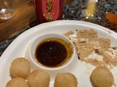 -成渝龙火锅(都江堰店)