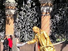 -滴血救世主教堂