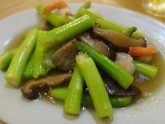 香菇烩芦笋-香蕉叶餐厅(是隆店)