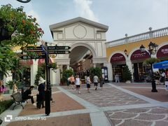 -佛罗伦萨小镇广佛名品奥特莱斯(疏港路店)