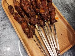 -俭寨大盘鸡·手抓肉·烧烤新疆菜(乌苏路店)