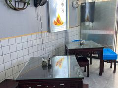 -苏亦铭馄饨店(凤凰西街店)