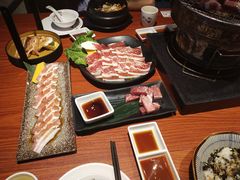 -山之屋炭火烧肉·生啤畅饮(大朗万科中央公园店)