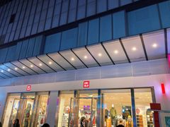 -优衣库(重庆星光时代广场店)