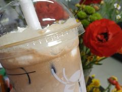 -瑞幸咖啡(武汉工商学院中商超市店)