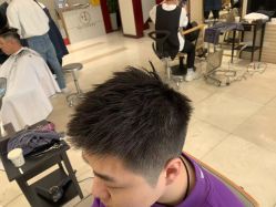 -Hello Lady发型设计