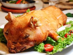 鸿运乳猪-老船夫婚宴婚庆会馆(延吉路店)