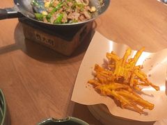 -费大厨辣椒炒肉(黄兴中心广场店)