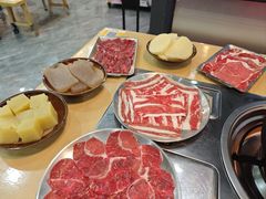 -钱摊摊安顺夺夺粉火锅(宏大广场店)