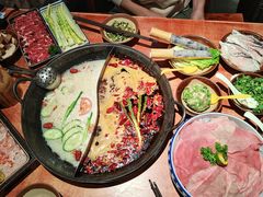 -周小明火锅(黑金冠社区店)