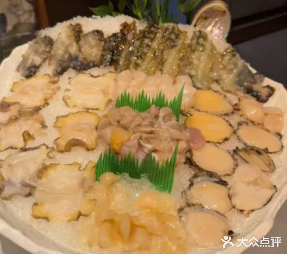 纯味斑鱼府，一场味蕾与视觉的双重盛宴！🍽️