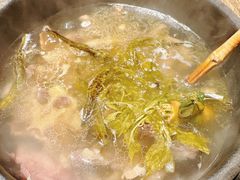 白酸牛尾锅-毛辣果·酸