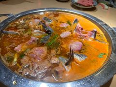 -野山舂·贵州现舂酸汤牛肉(鸿通城店)