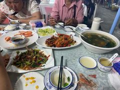 -范饭椰林川湘味海鲜·椰子鸡(三亚湾椰梦长廊店)