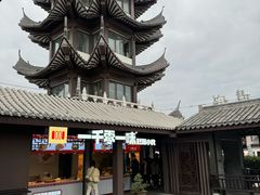 -慈城服务区-停车场