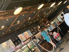 -星巴克臻选(青岛麦凯乐分店)