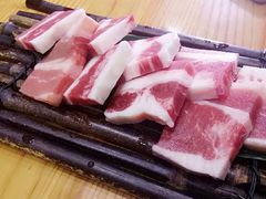 -炙忧烤肉屋(中国铁建广场店)