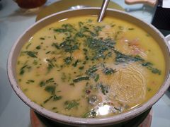 药膳猪肚鸡-八珍饺子·烤鸭·家常菜