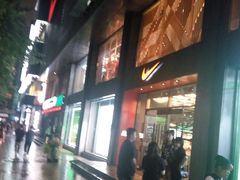 -NIKE品牌体验店(南京东路店)