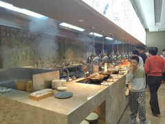 -厨艺海鲜自助餐厅•越秀宾馆希尔顿格芮精选酒店