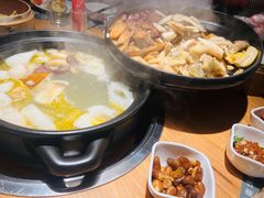 -一朵菌·野生菌探索家火锅(南亚店)