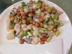 火龙果腰果蟹子炒丁-朱仔记食府(江南大道店)