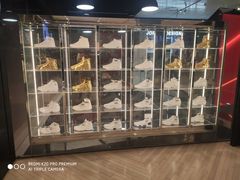 -Air Jordan(世贸天阶店)