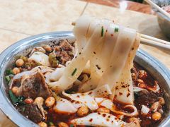 牛腩牛肚宽粉-覃肥叔桂林米粉(粮道街店)